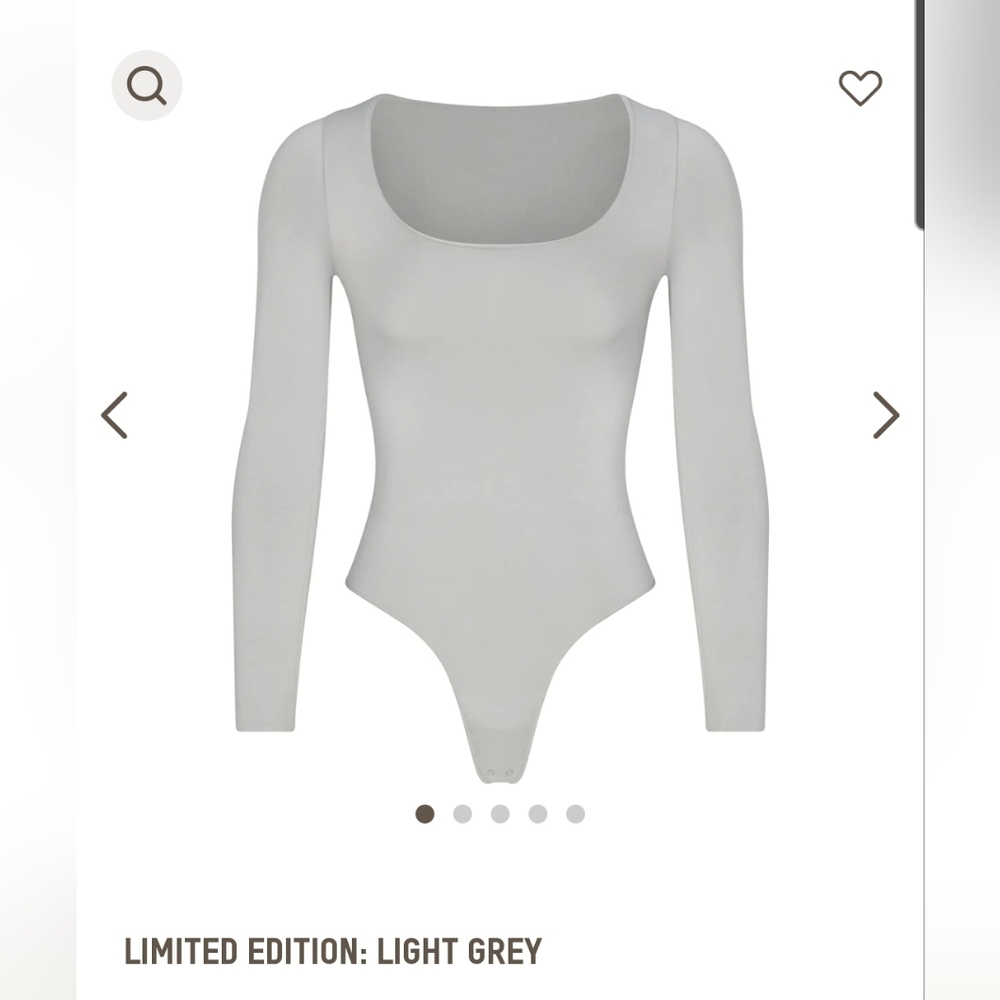 SKIMS Essential Long Sleeve Scoop Bodysuit